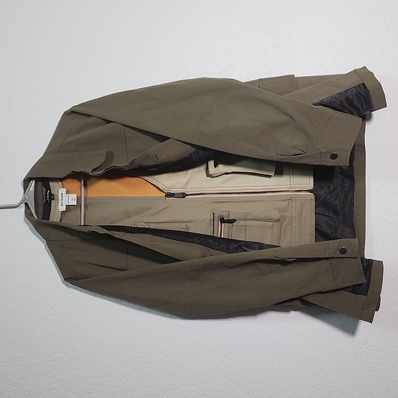 Used True Religion Jacket and Vest Set. Fantastic condition. Super dope colors! - Picture 2 of 16